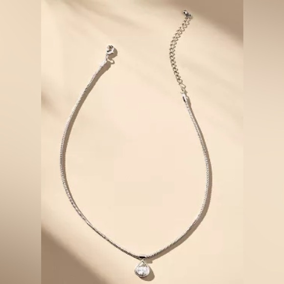 Anthropologie Crystal Oval Pendant Necklace NEW with Tags - Picture 2 of 5
